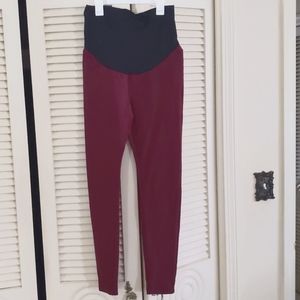 Liverpool maternity leggings, burgundy size 4/27